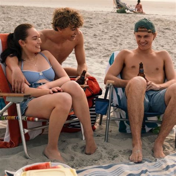 Emil Conrad’s Boyfriend: Who is Emil Conrad Dating?