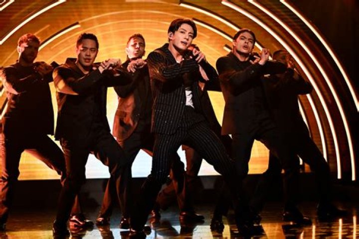 EXCLUSIVE: Premiere of Chersea's 'I Can't Be You' Music Video