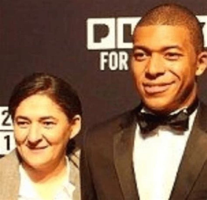 Fayza Lamari Origine