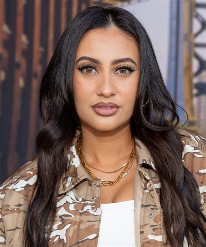 Francia Raisa- Wiki, Biography, Age, Height, Net Worth, Boyfriend