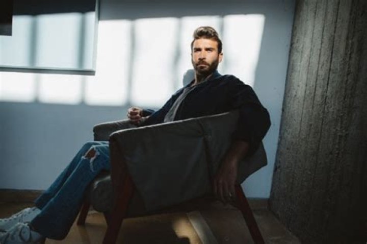 Gadee Releases New Folk-Pop Single “Shake”