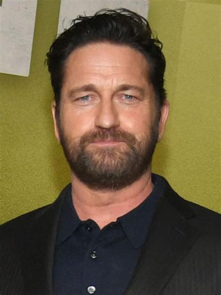 Gerard Butler- Wiki, Age, Height, Net Worth, Girlfriend, Ethnicity