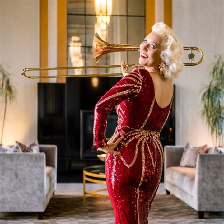 Gunhild Carling Net Worth, Age, Height, Bio, Birthday, Wiki!