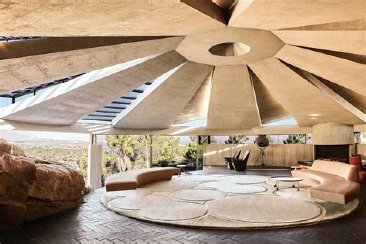 Who is Hal Elrod Dating – Hal Elrod's Girlfriend & Exes