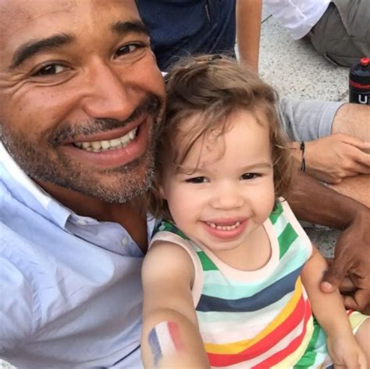 Haron Tanzit Wikipedia