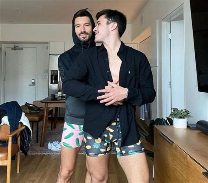 Ian Paget : Bio, Net Worth, Height, Relationship And Career