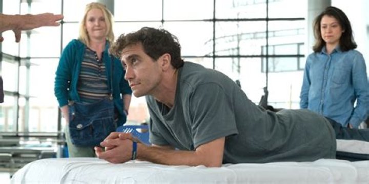 Jake Gyllenhaal Visits Boston Hospital To Spread Smiles and Luck on St. Patrick's Day