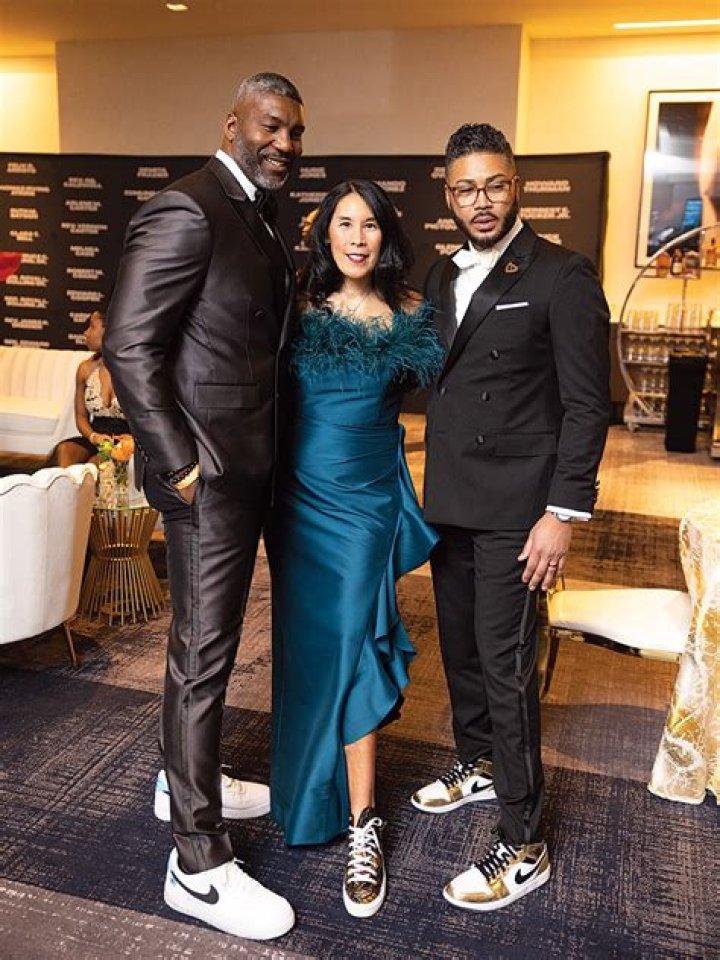 Jason Francisco’s Wife: Who is Jason Francisco Dating?