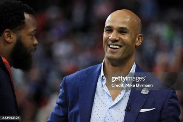 Jason Taylor Net Worth, Age, Height, Bio, Birthday, Wiki!