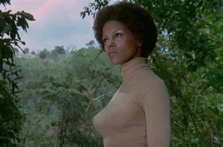 Fame | Jean Bell net worth and salary income estimation Mar, 2024