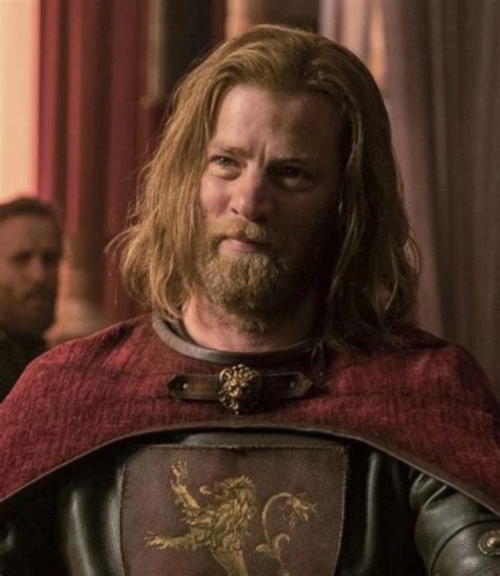 Jefferson Hall- Wiki, Age, Height, Net Worth, Girlfriend, Ethnicity