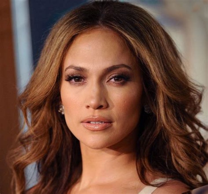 Jennifer Lopez- Biography, Age, Net Worth, Height, Instagram, Boyfriend