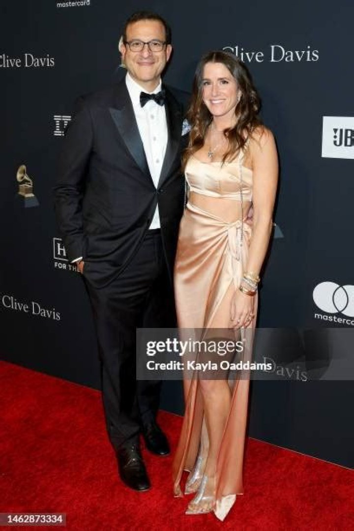 Jessie Davis Net Worth, Age, Height, Bio, Birthday, Wiki!