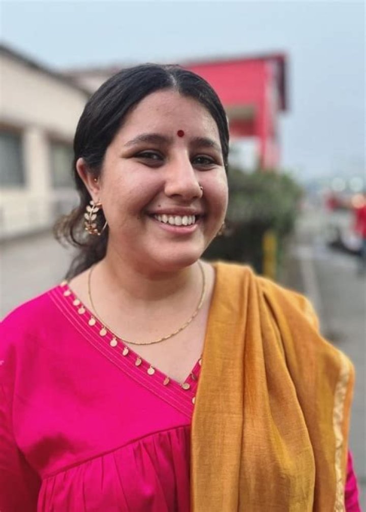 Jhanak Shukla - Net Worth, Age, Height, Birthday, Bio, Wiki!