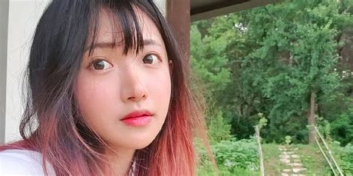 Jinnytty- Bio, Real Name, Age, Net Worth, Boyfriend, Height