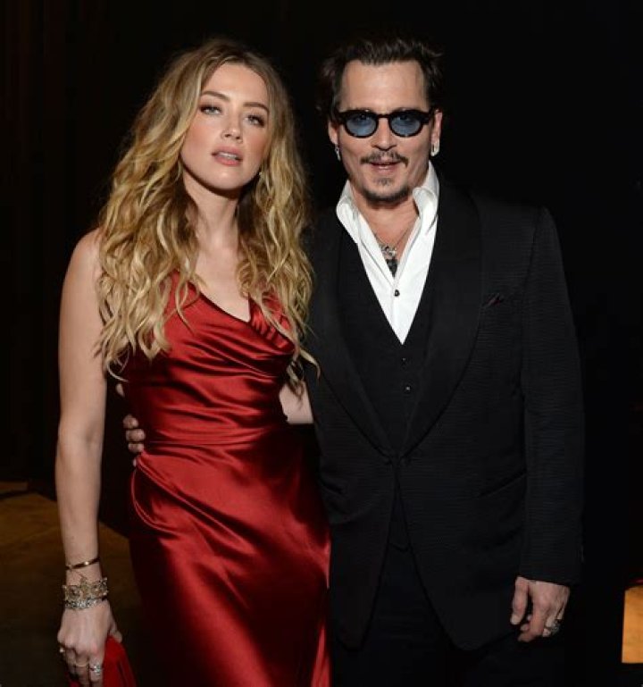 Johnny Depp Pranks Amber Heard