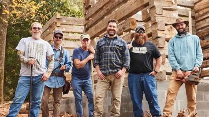 How Old Is Johnny Jett? Barnwood Builders, Age, Wife, Facts