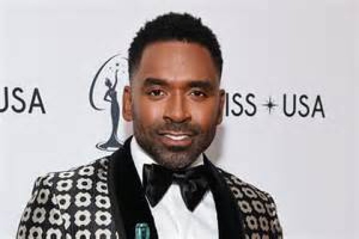 Justin Sylvester- Wiki, Age, Height, Girlfriend, Net Worth, Career