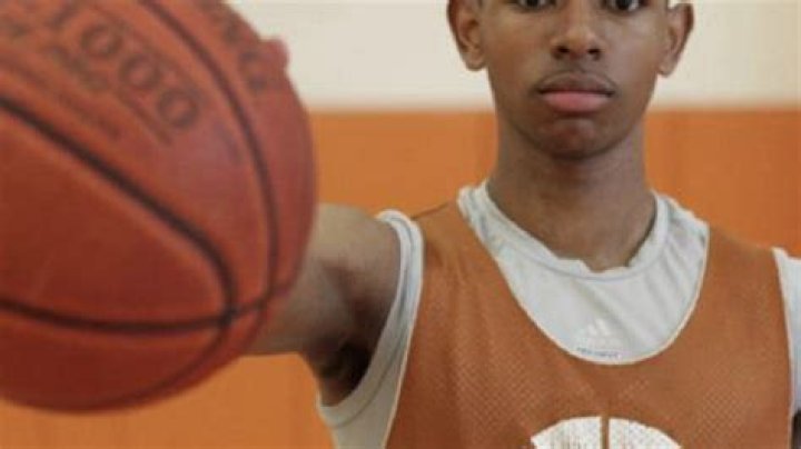 Fame | Kahlil Dukes net worth and salary income estimation Apr, 2024