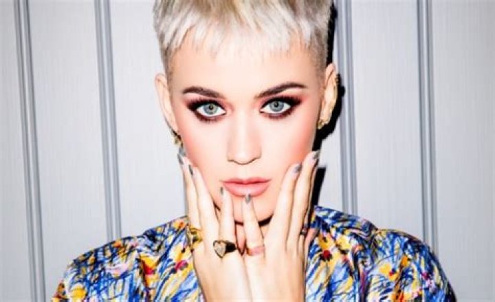 Katy Perry Announces New Album, 'Smile'