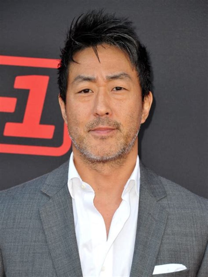 Fame | Kenneth Choi net worth and salary income estimation Apr, 2024