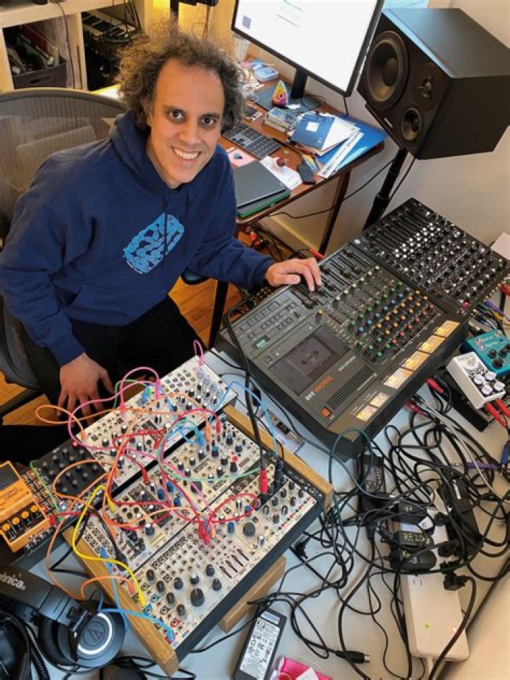 Kieran Hebden Net Worth, Age, Height, Bio, Birthday, Wiki!