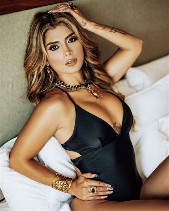 Kimberly Flores Net Worth, Age, Height, Bio, Birthday, Wiki!