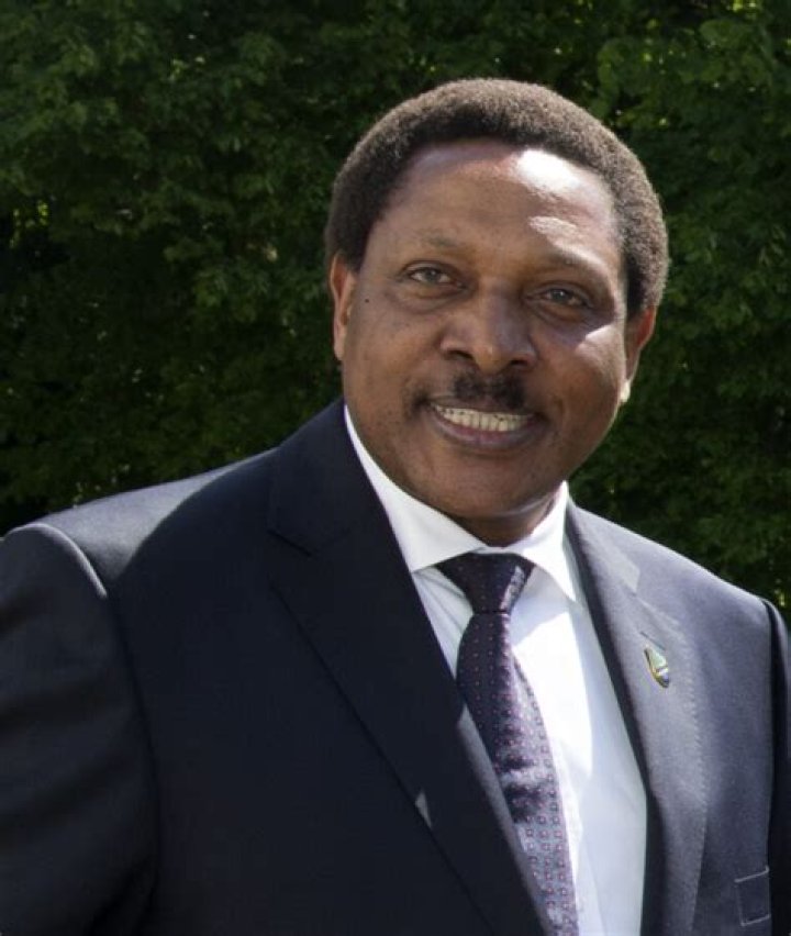 Kwanele Mthethwa Biography: Family, Age, Shows, Movies, Boyfriend, Net Worth, Husband, Sister, Education