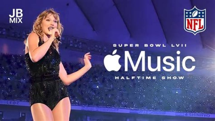 Hollywood reacts to Lady Gaga's mesmerizing Super Bowl halftime performance