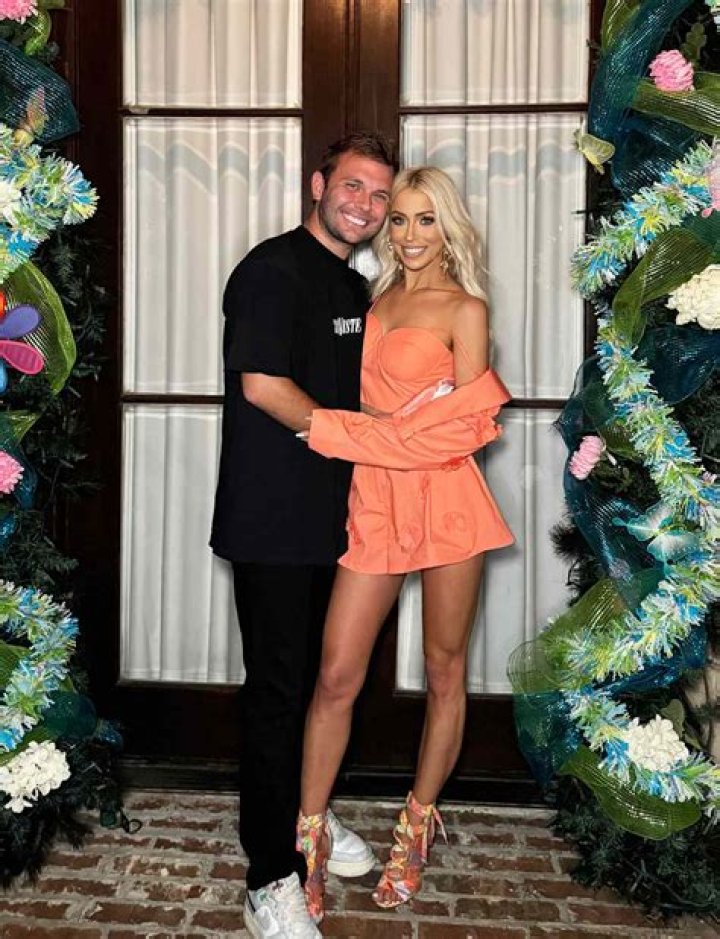 Laine Hardy- Girlfriend, Dating, Net worth, Height, Weight