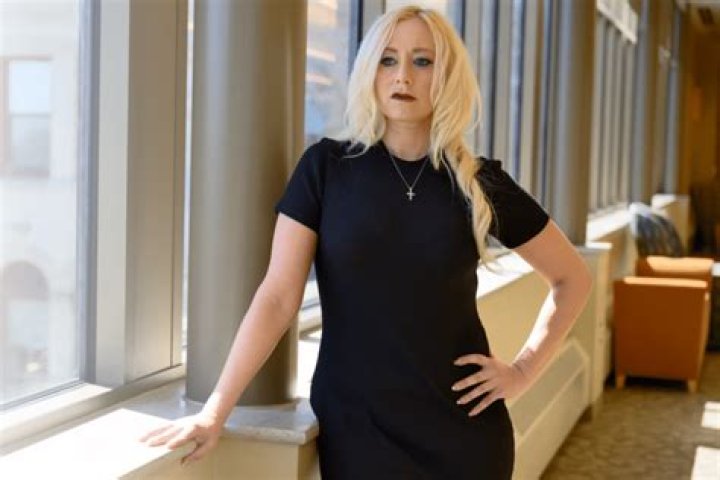 Fame | Laura Brand net worth and salary income estimation Apr, 2024