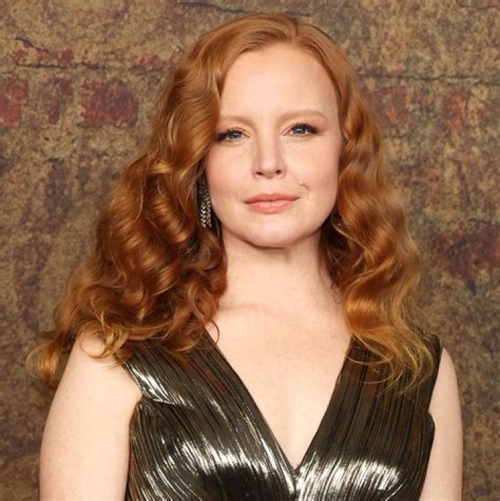 Lauren Ambrose Net Worth, Age, Height, Bio, Birthday, Wiki!