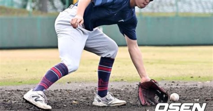 Lee Seo-jun - Net Worth, Age, Height, Birthday, Bio, Wiki!