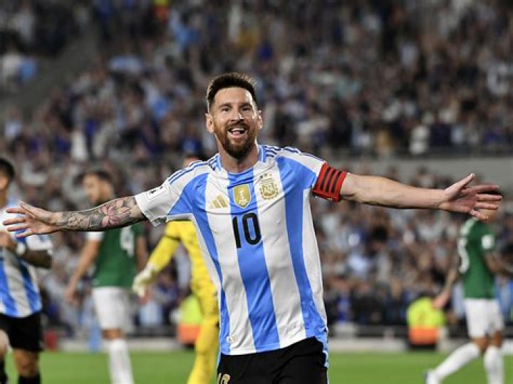 Lionel Messi surprises fans as he makes come back to the national team