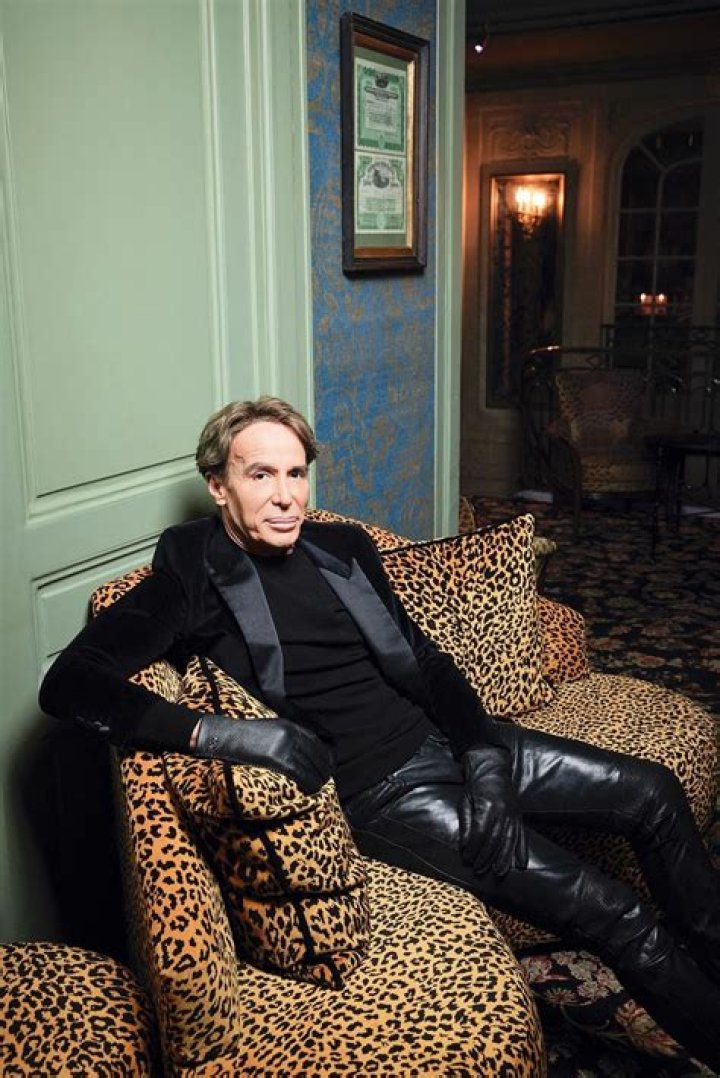 Lloyd Klein Net Worth, Age, Height, Bio, Birthday, Wiki!