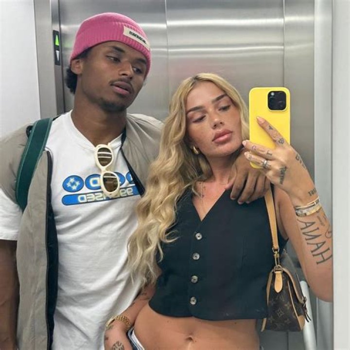 Loredana Zefi - Net Worth, Age, Height, Birthday, Bio, Wiki!