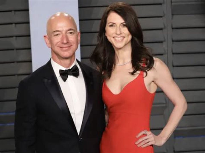 MacKenzie Bezos- Age, Height, Husband, Net Worth, Ethnicity