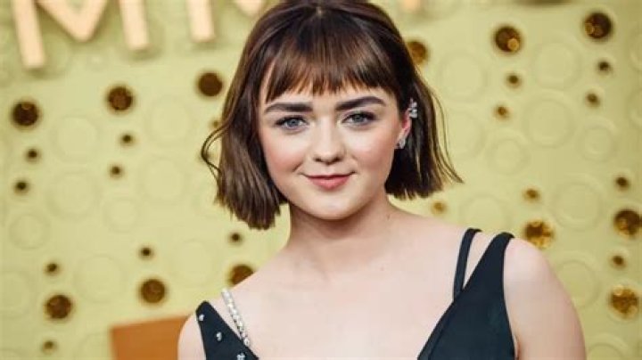Maisie Williams Biography: Height, Net Worth, Age, Boyfriend, Instagram, Facebook, Movies and Tv Shows, Wiki