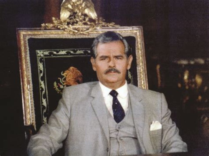 Manuel López Ochoa - Net Worth, Age, Height, Birthday, Bio, Wiki!