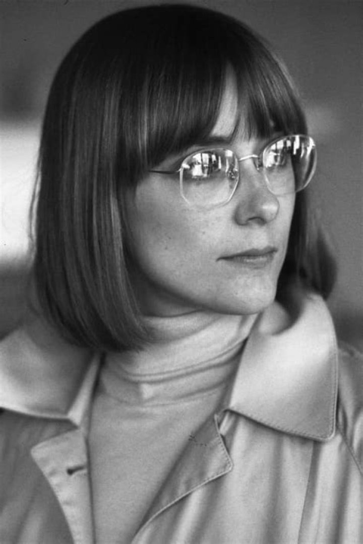 Mary Beth Hurt - Net Worth, Age, Height, Birthday, Bio, Wiki!