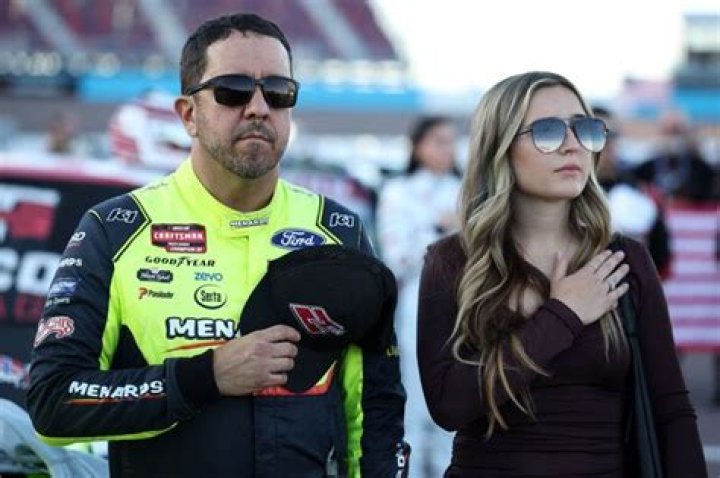 Matt Crafton Net Worth, Age, Height, Bio, Birthday, Wiki!