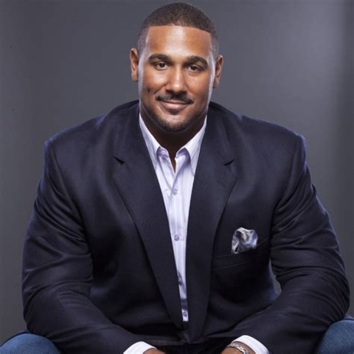 Max Starks - Net Worth, Age, Height, Birthday, Bio, Wiki!