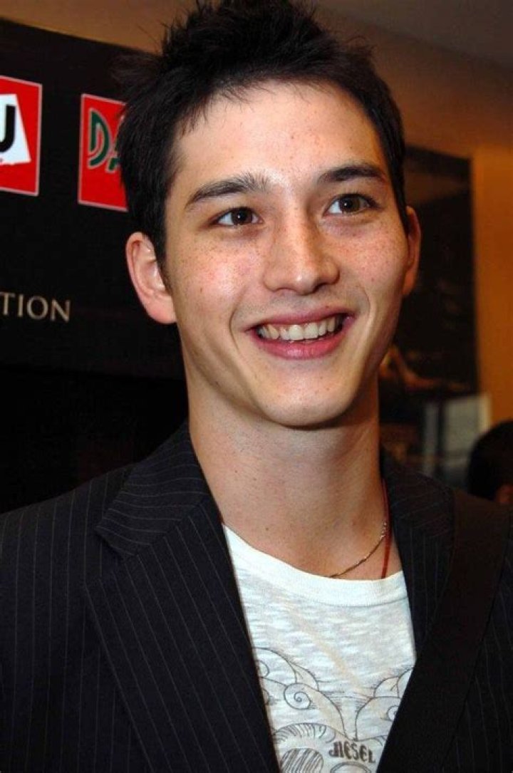 Mike Lewis - Net Worth, Age, Height, Birthday, Bio, Wiki!