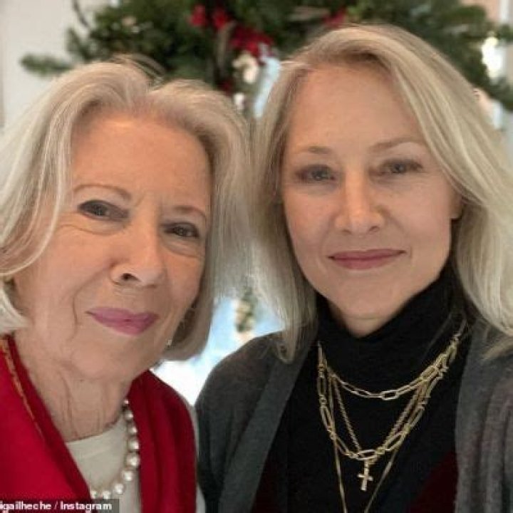 Nancy Heche- All About The Mother Of Anne Heche