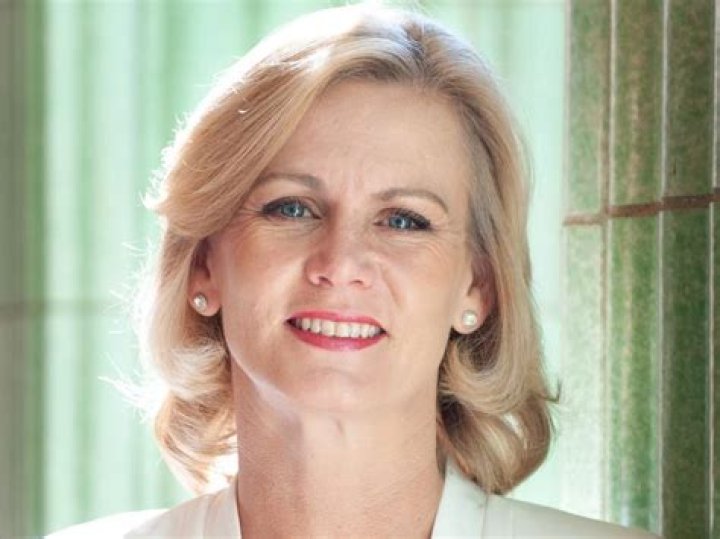 Fame | Nichole Overall net worth and salary income estimation Jan, 2024