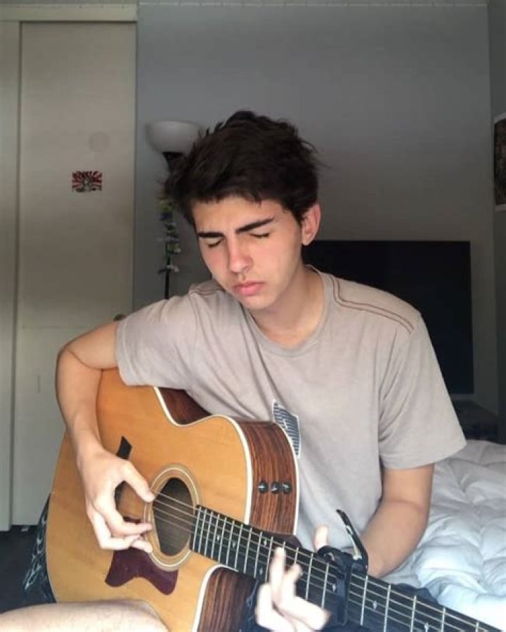 Nick Camryn- Bio, Wiki, Age, Height, Weight, Net Worth, Relationship