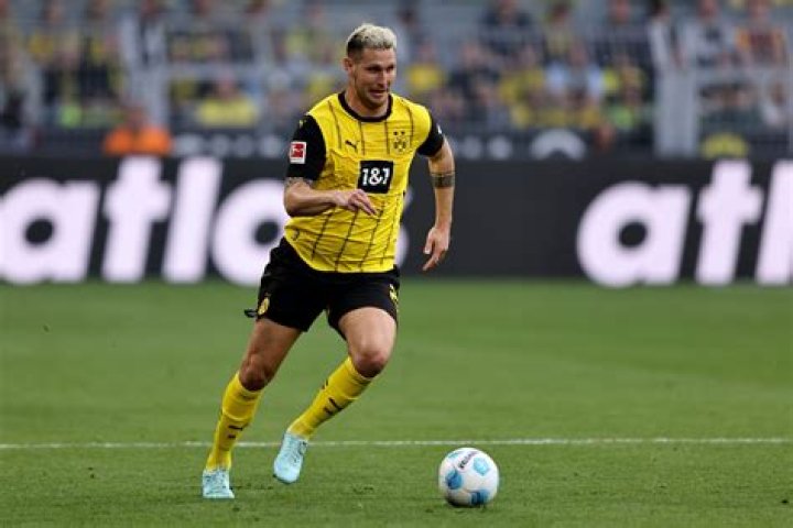 Niklas Sule - Net Worth, Age, Height, Birthday, Bio, Wiki!