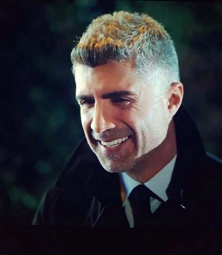 Ozcan Deniz Net Worth, Age, Height, Bio, Birthday, Wiki!