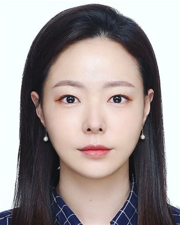 Park Na-eun Net Worth, Age, Height, Bio, Birthday, Wiki!