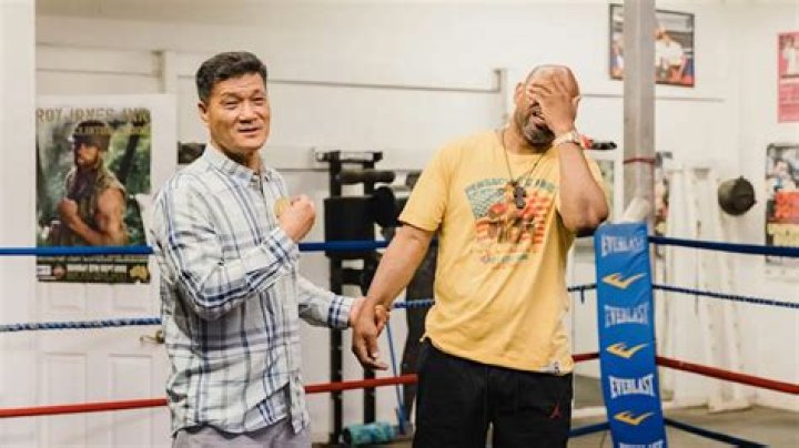 Park Si-hun - Net Worth, Age, Height, Birthday, Bio, Wiki!